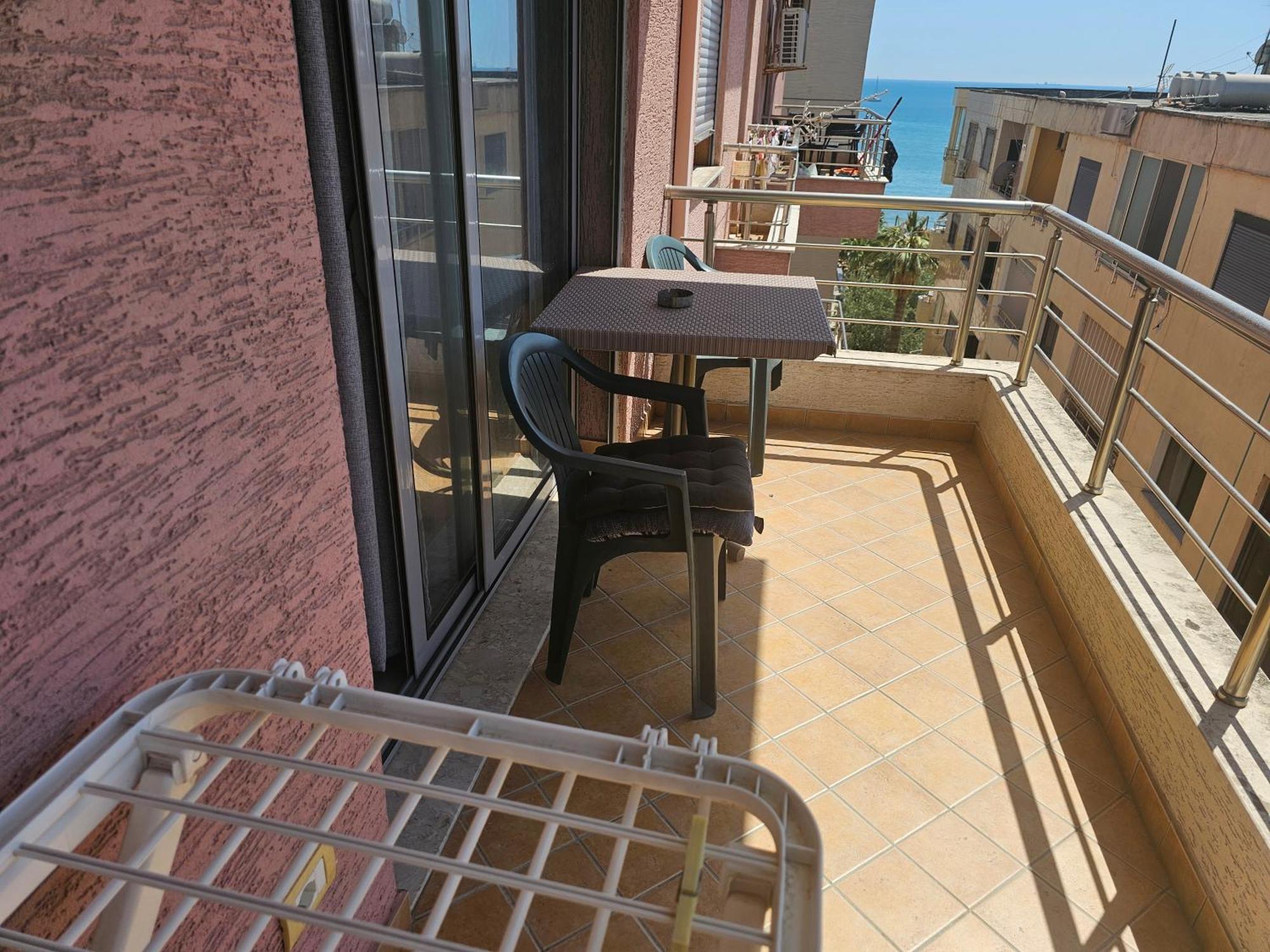 Bral Apartment 5 - Beachfront Durrës Exterior foto